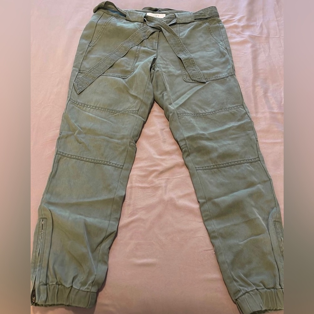 Olive LOFT Casual Cargo Pants